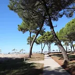 Blue Laguna Pines Retreat * Golem (Tirana)