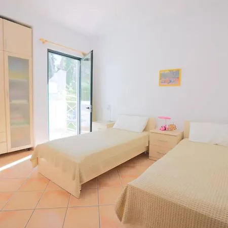Casa de Férias Pines Paradise At Blue Laguna Golem (Tirana)