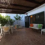Blue Laguna Pines Retreat Casa vacanze Golem (Tirana)