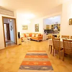 Blue Laguna Pines Retreat Golem (Tirana)