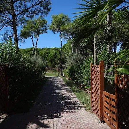 Dom wakacyjny Blue Laguna Pines Retreat Golem (Tirana)