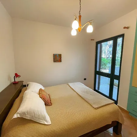 Blue Laguna Pines Retreat