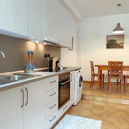 Pines Paradise at Blue Laguna Residence *