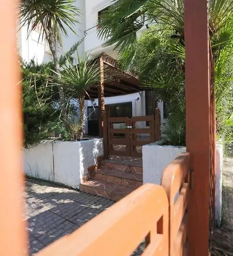 Blue Laguna Pines Retreat Vakantiehuis *